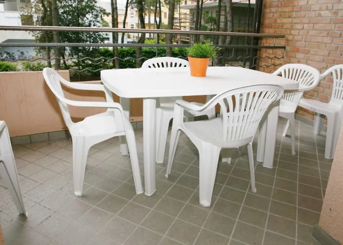 Modern Flat In A Convenient Area * Μπιμπιόνε